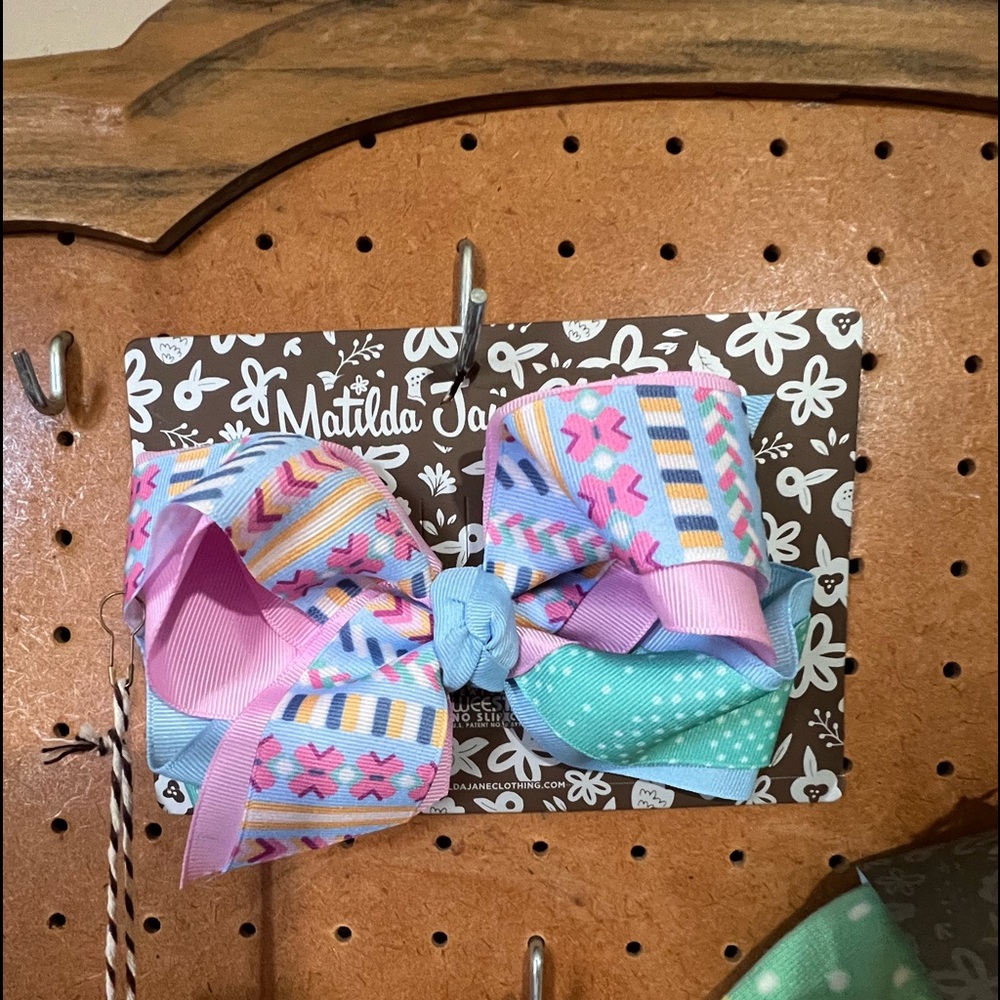 Life in Color girls Bow-Matilda Jane